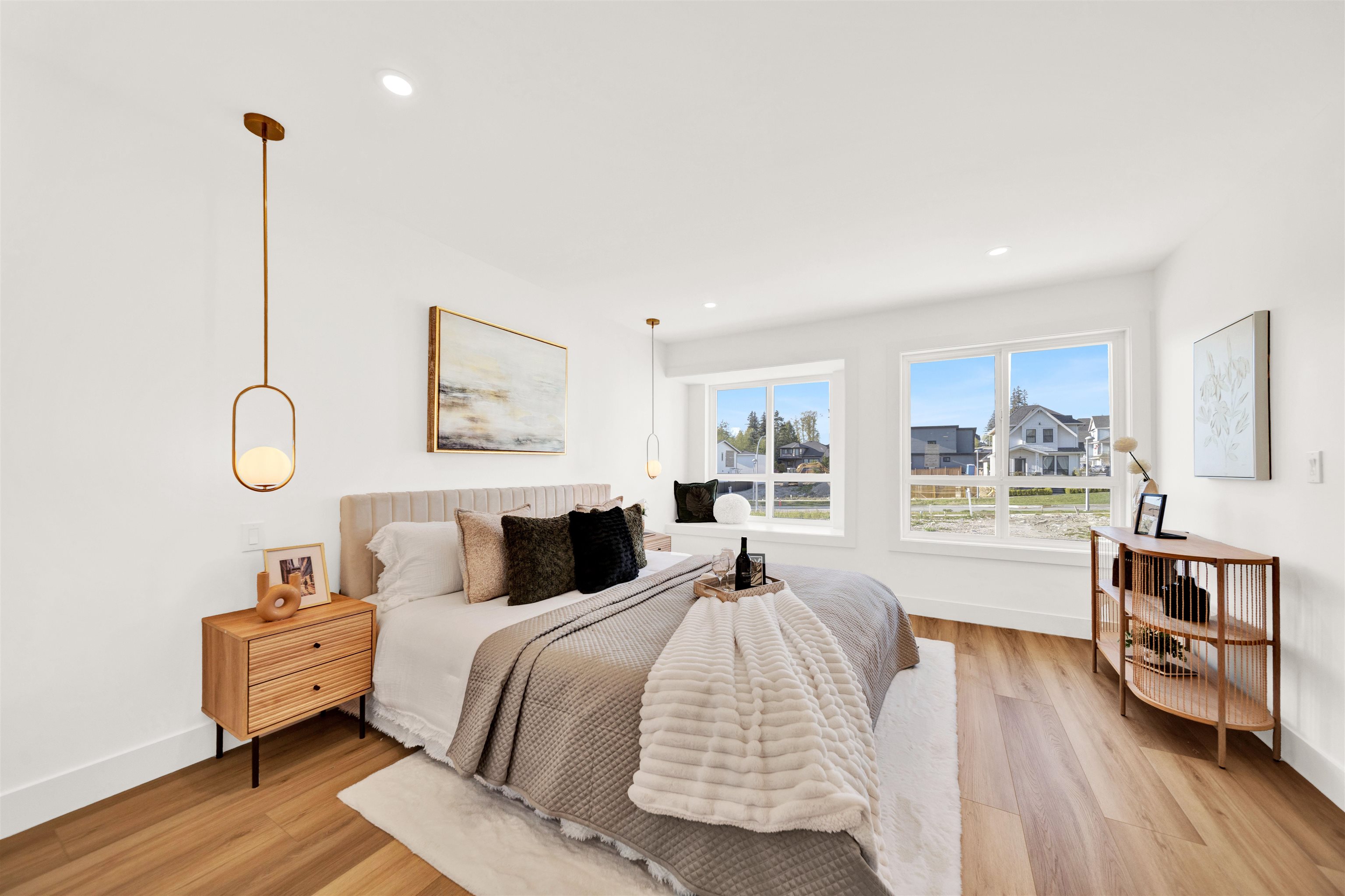 16487 20 Avenue, Surrey, BC, V3Z 9M9
