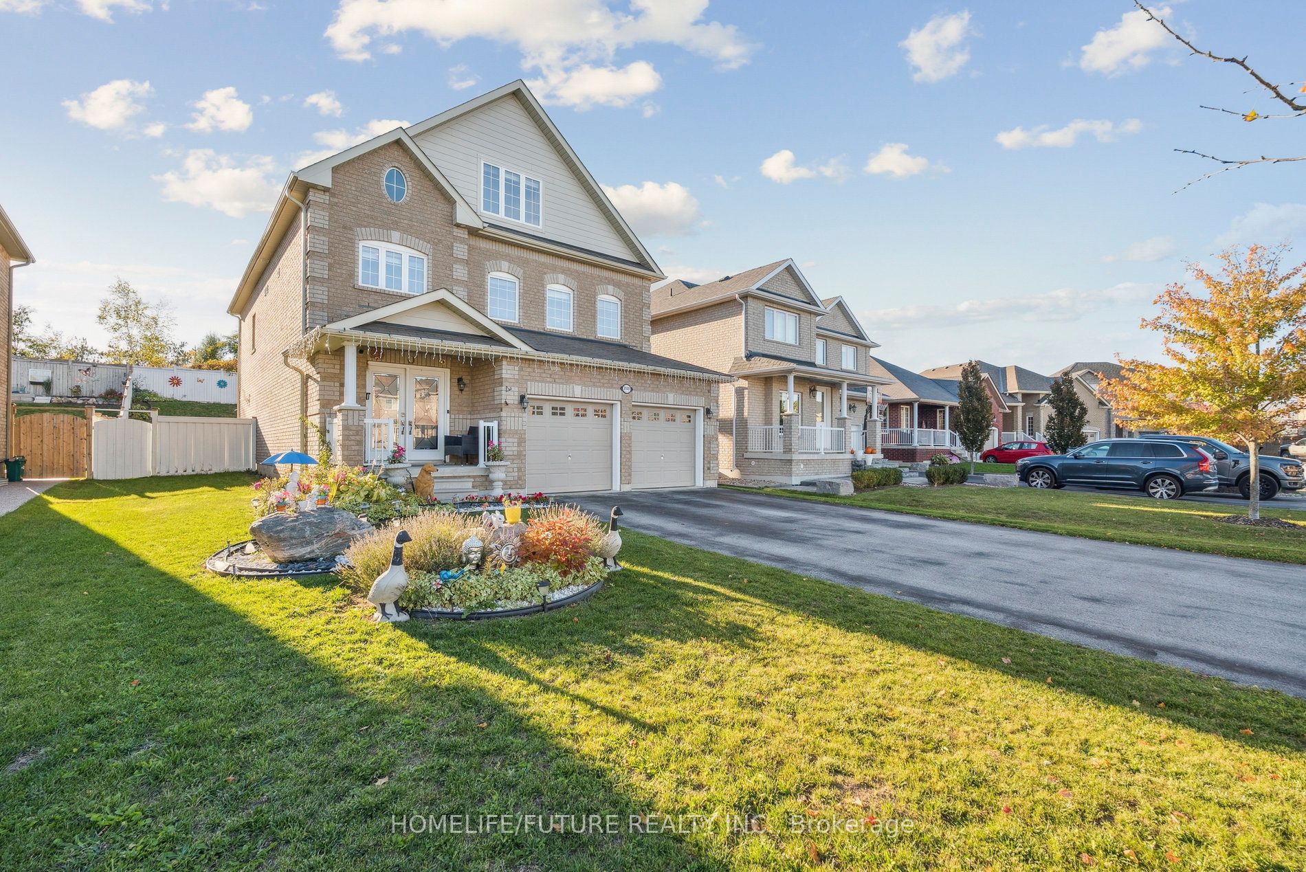 2048 Mcneil Street, Innisfil, ON, L9S 0H8