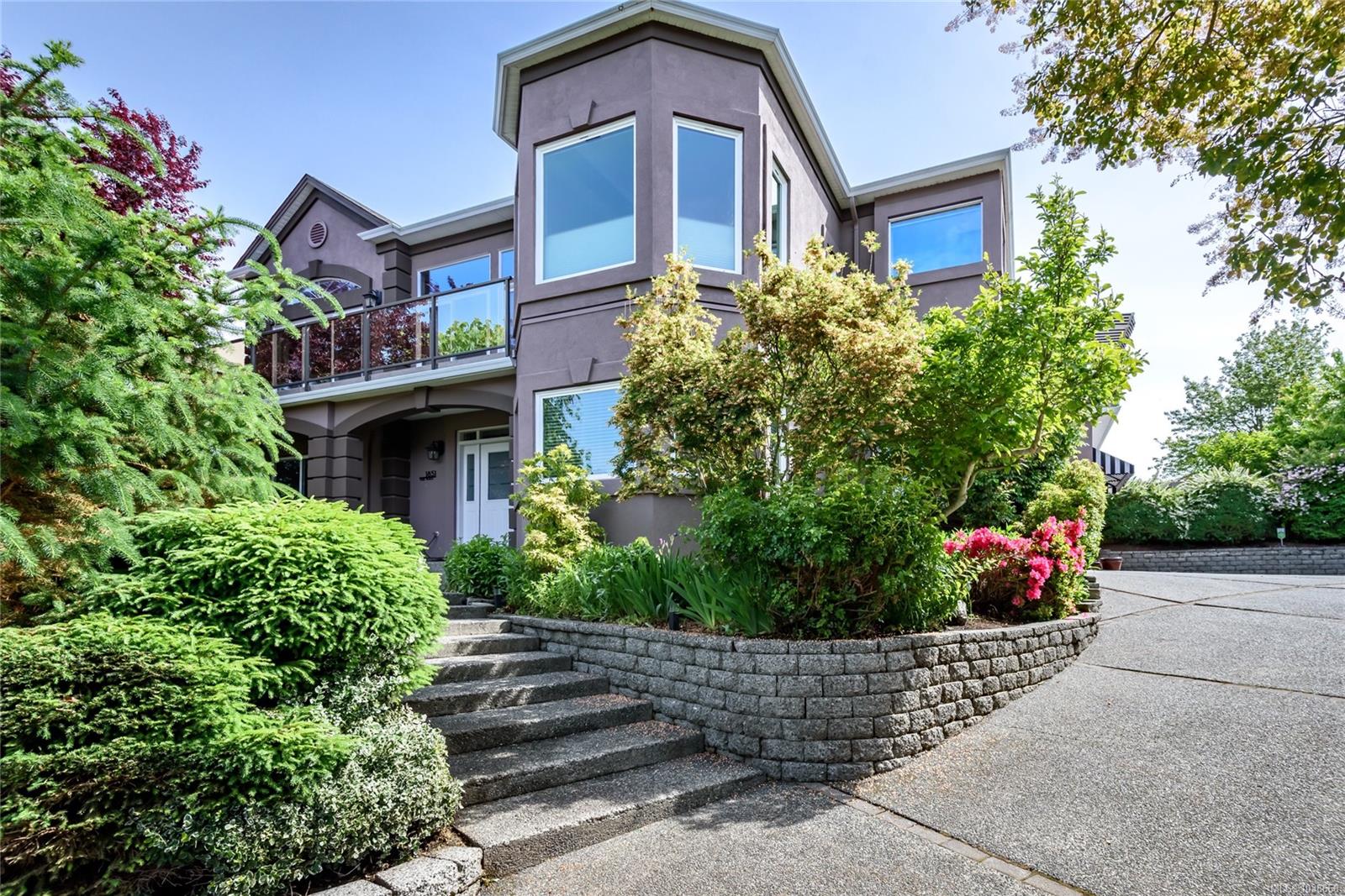 1851 Teal Place, Courtenay, BC, V9N 8Z1