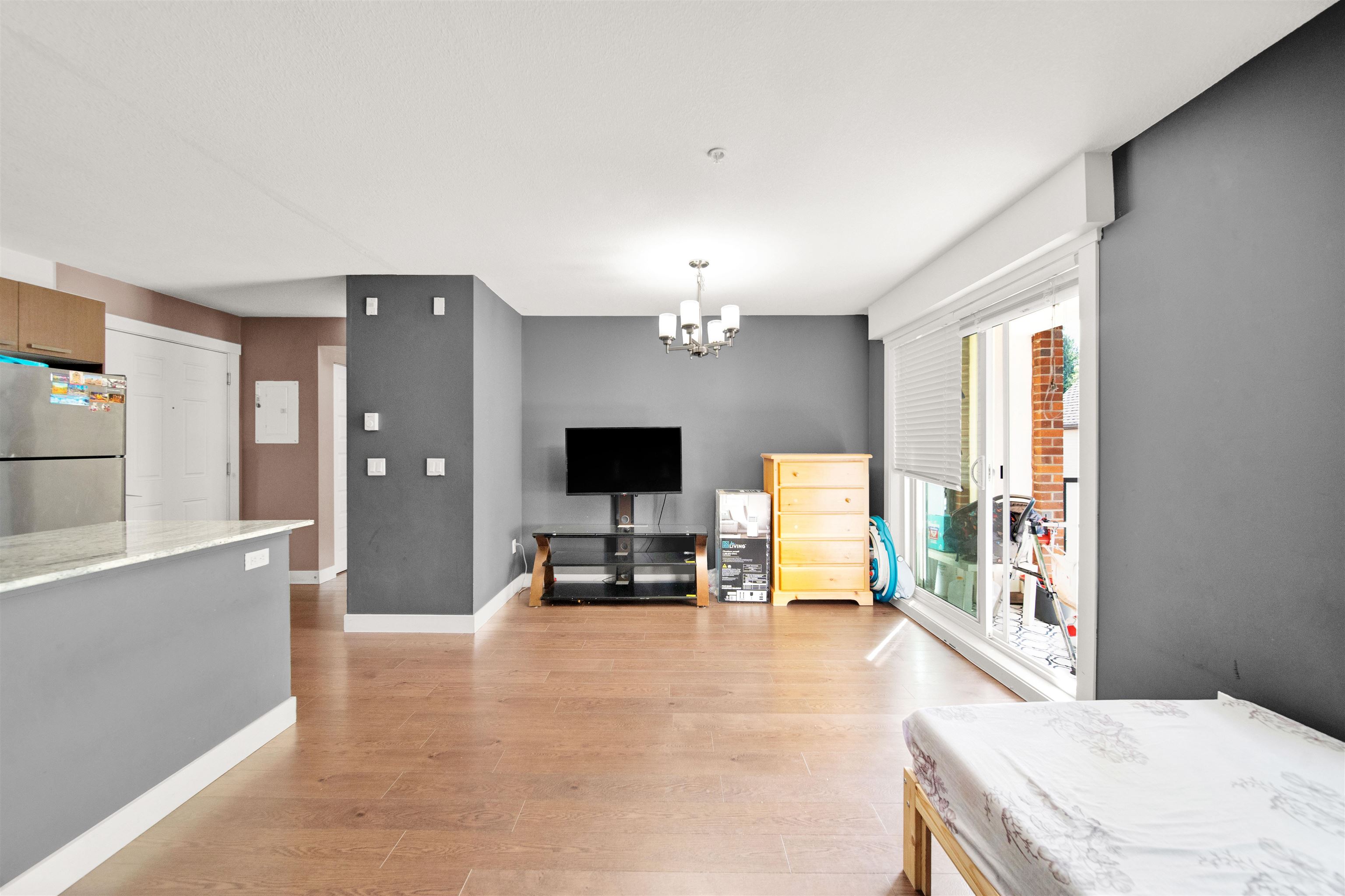 201-13883 Laurel Drive, Surrey, BC, V3T 1A8 photo 4