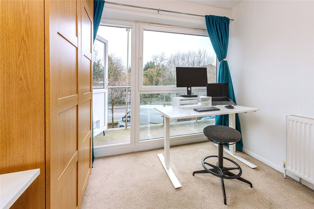 Additional image 10 of 2 bed flat for saleBrook Court, Watling Street, Radlett, Hertfordshire WD7