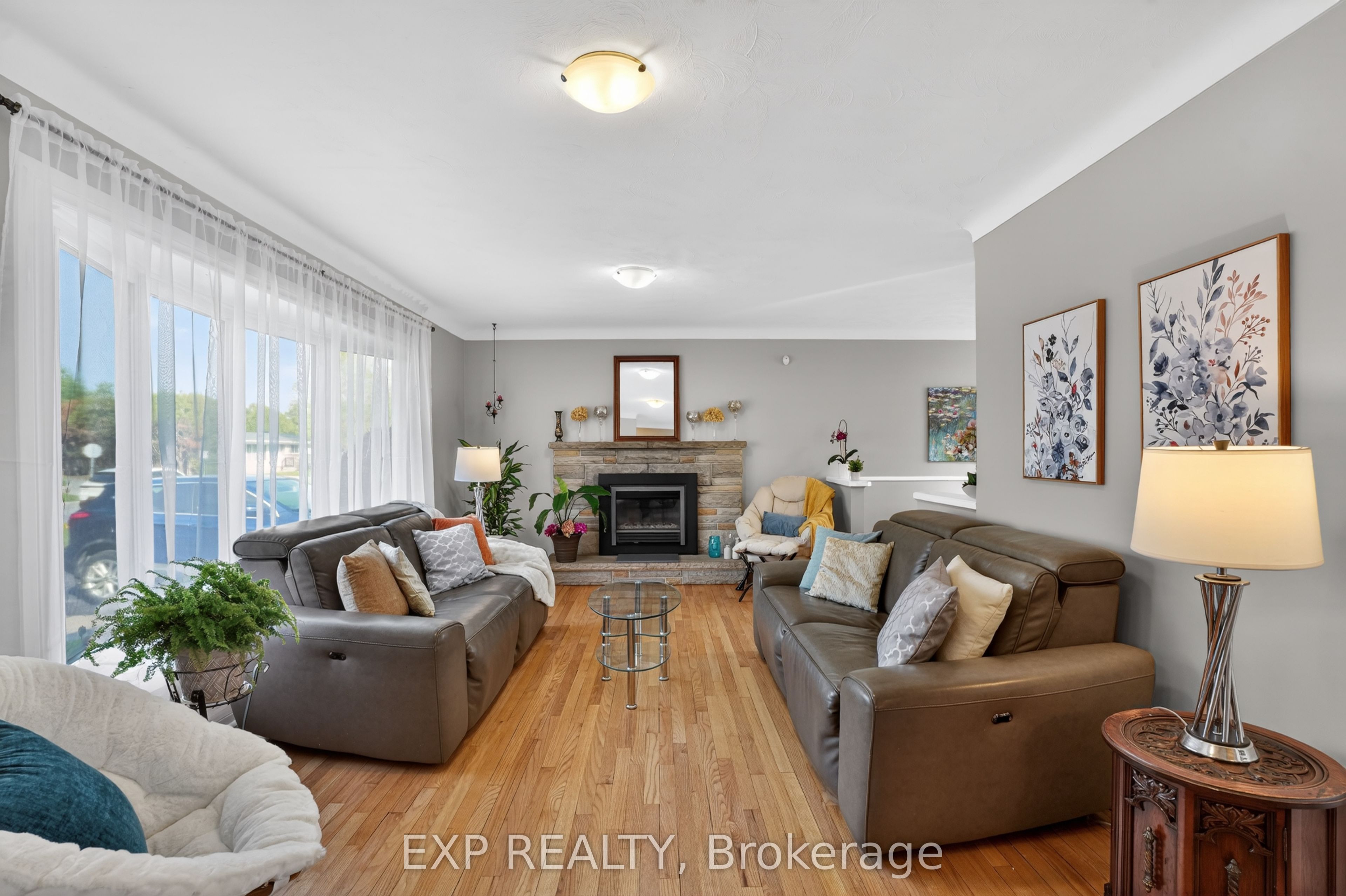 4 Wolmsley Crescent, Ottawa, ON, K2G 1J4 photo 2