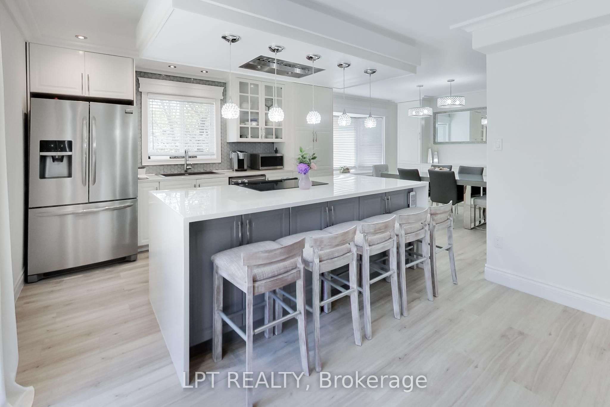 2482 Snowhill Court, Burlington, ON, L7M 1Y3 photo 4