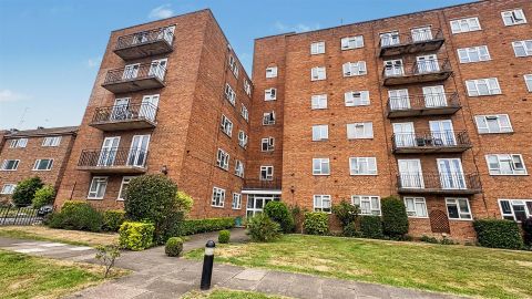 Griffin Court, Pershore Road B5