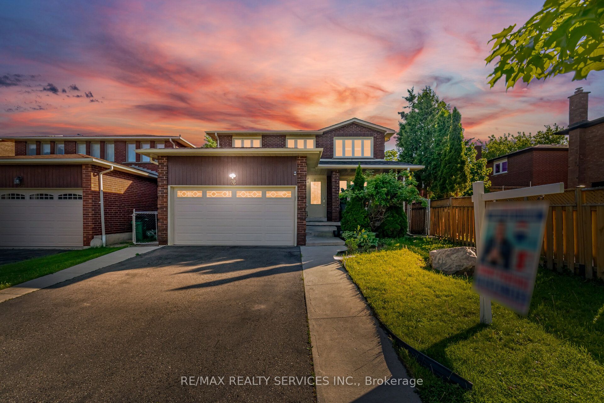 Additional image 2 of 26 Sunforest Drive, Brampton, ON, L6Z 2Z1