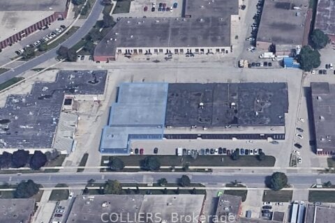 382 Canarctic Drive, Toronto, ON, M3J 2V3 photo 2