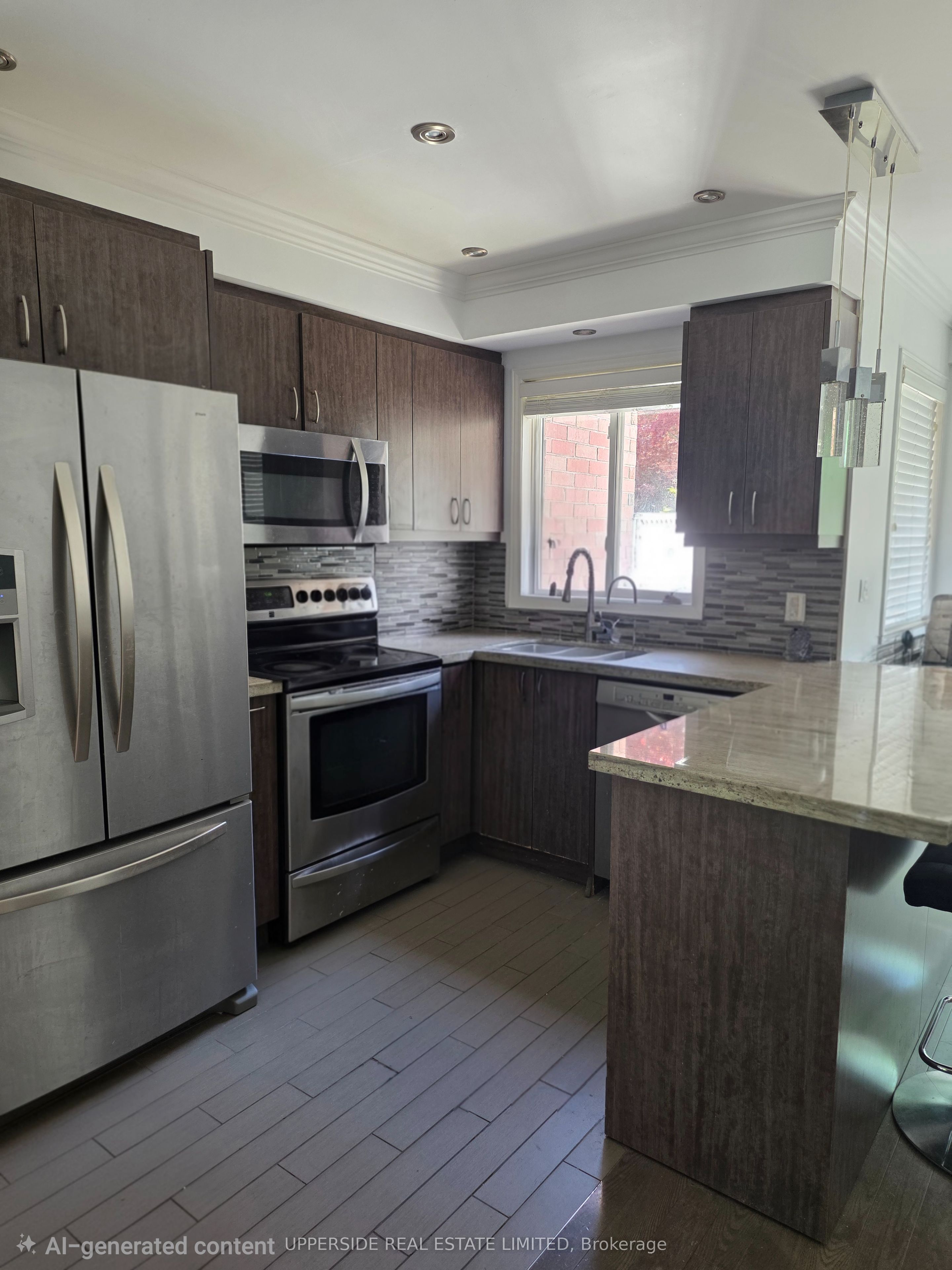 91 Grasslands Avenue, Richmond Hill, ON, L4B 4K5 photo 3