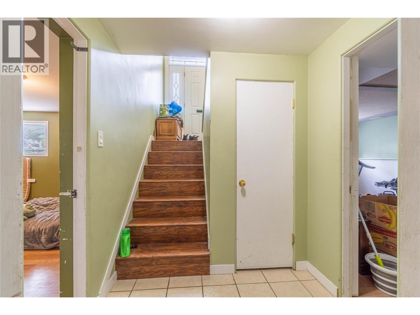 Additional image 4 of 2435 Young Avenue, Kamloops, BC, V2B4M9