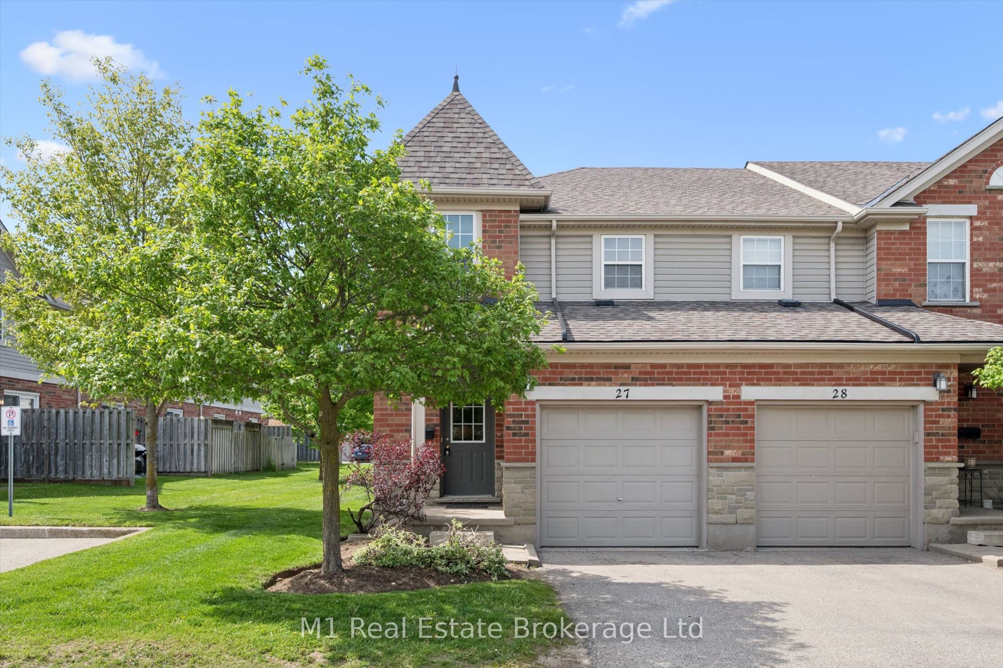 27-124 Gosling Gardens, Guelph, ON, N1G 5K6