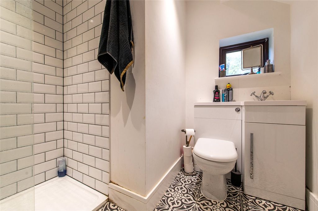 Additional image 13 of 5 bed detached house for saleMaidstone Road, Rochester, Kent ME1