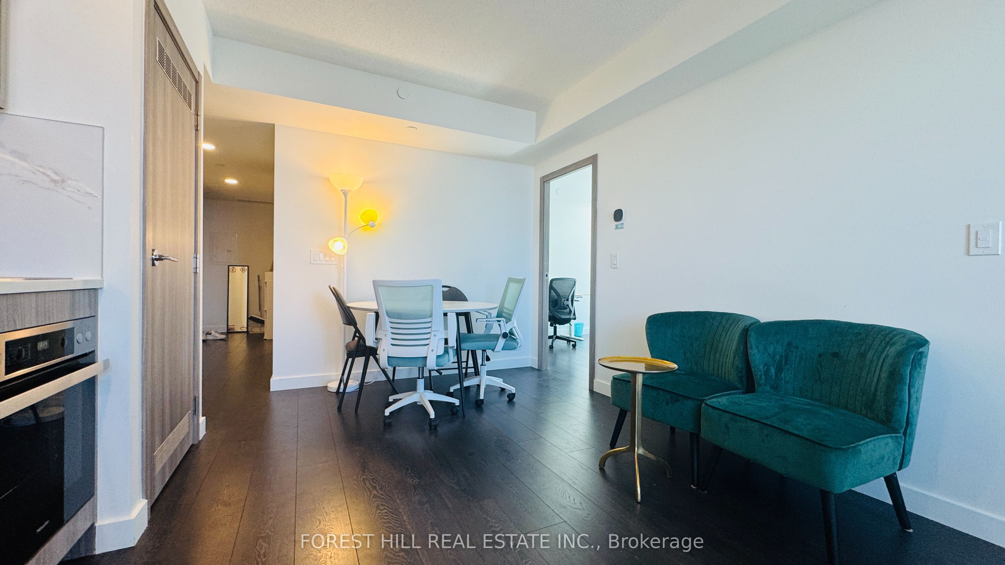 3707-38 Widmer Street, Toronto, ON, M5V 0P7 photo 4