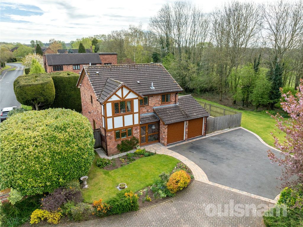 4 bed detached house for saleHither Green Lane, Abbey Park, Redditch B98