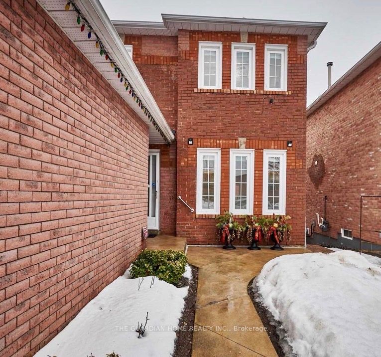 24 Harkins Drive, Ajax, ON, L1T 3T6 photo 2