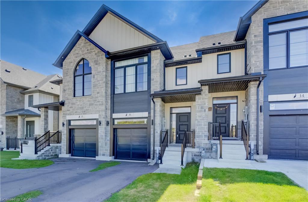 16 Sandstone Street, Cambridge, ON, N1S 4Y4