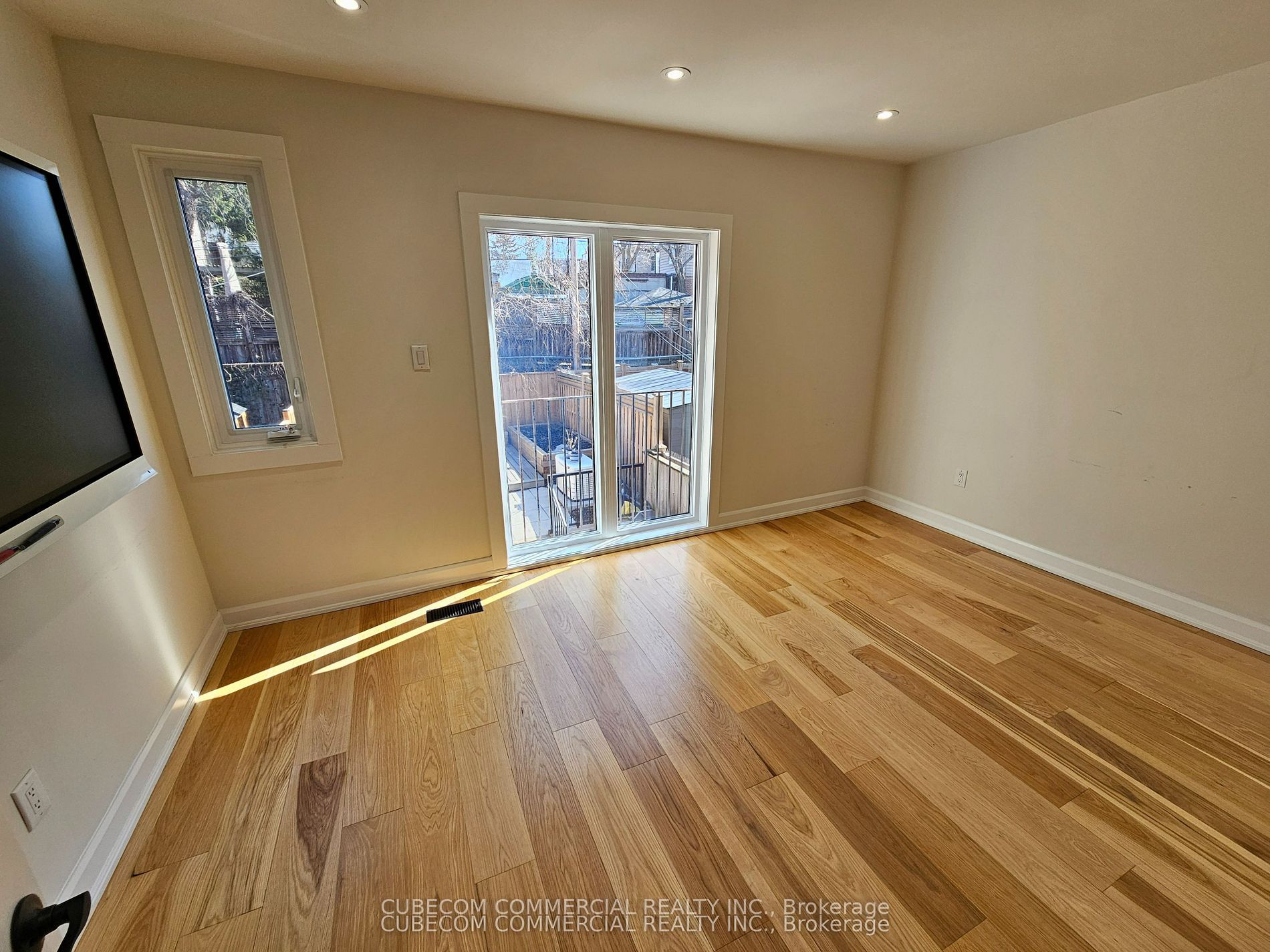 Additional image 4 of 647 Logan Avenue, Toronto, ON, M4K 3C4