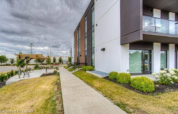 107-5 Wake Robin Drive, Kitchener, ON, N2E 0H6 photo 5
