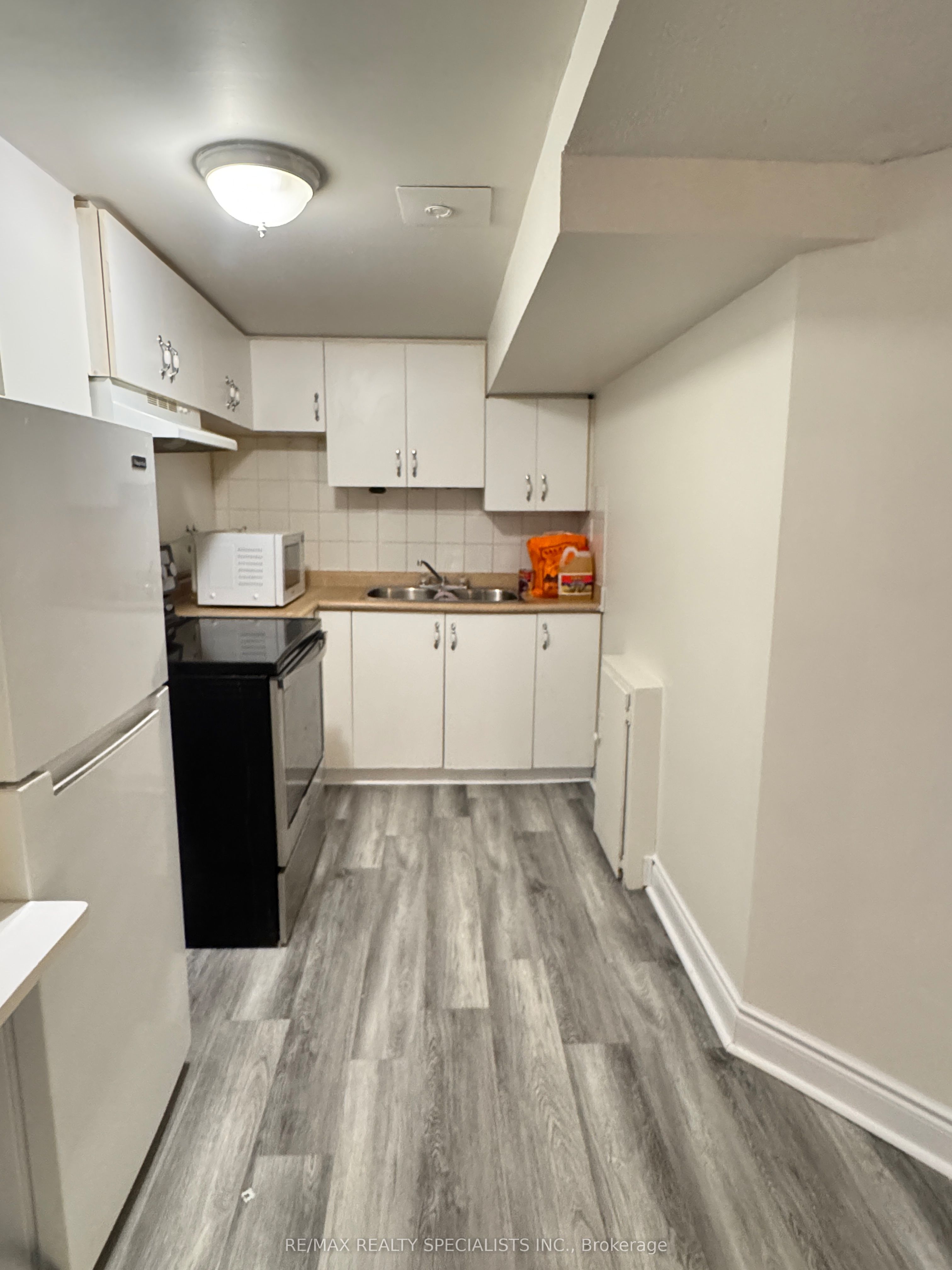 Additional image 4 of BSMT-5834 Raftsman Cove N/a, Mississauga, ON, L5M 6N9