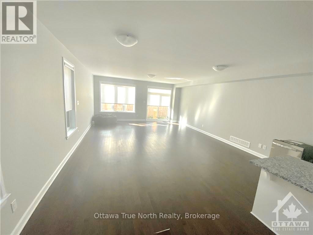 Additional image 2 of 621 Taliesin Crescent, Ottawa, ON, K2S 2W5