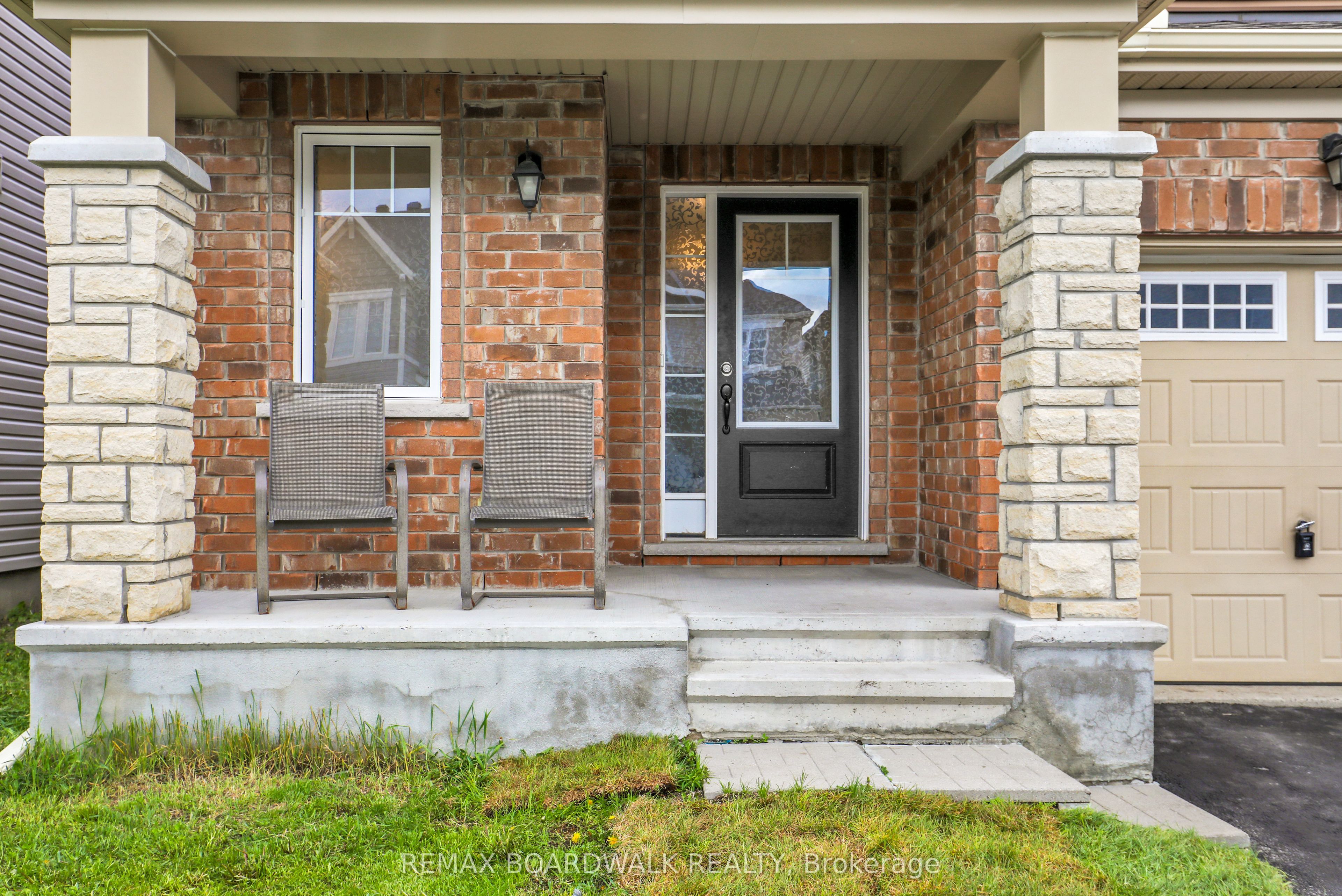 340 Sweetclover Way, Ottawa, ON, K4A 1E6 photo 2