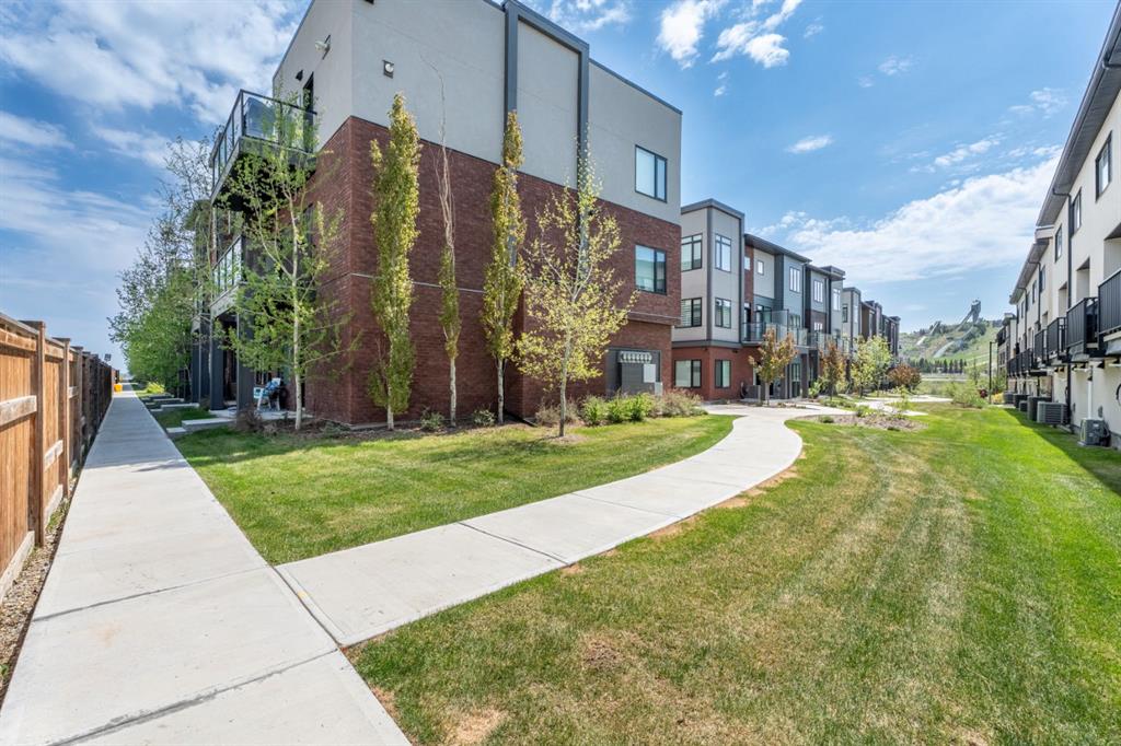 408 Greenbriar Common NW, Calgary, AB, T3B 6J3 photo 5