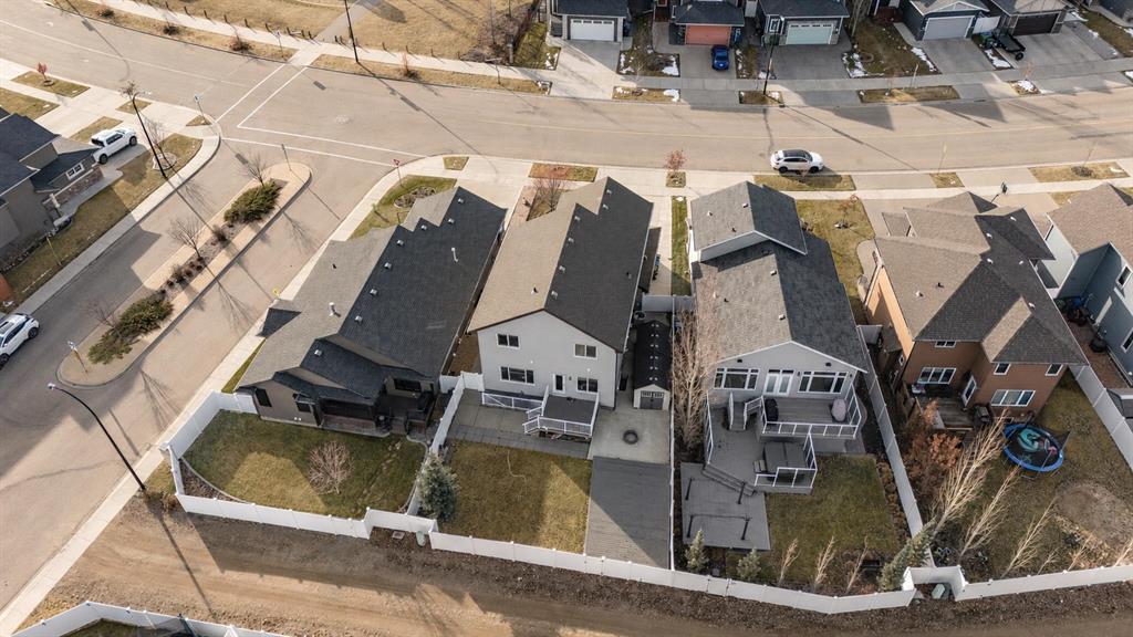 205 Van Slyke Way, Red Deer, AB, T4R 0N7 photo 3
