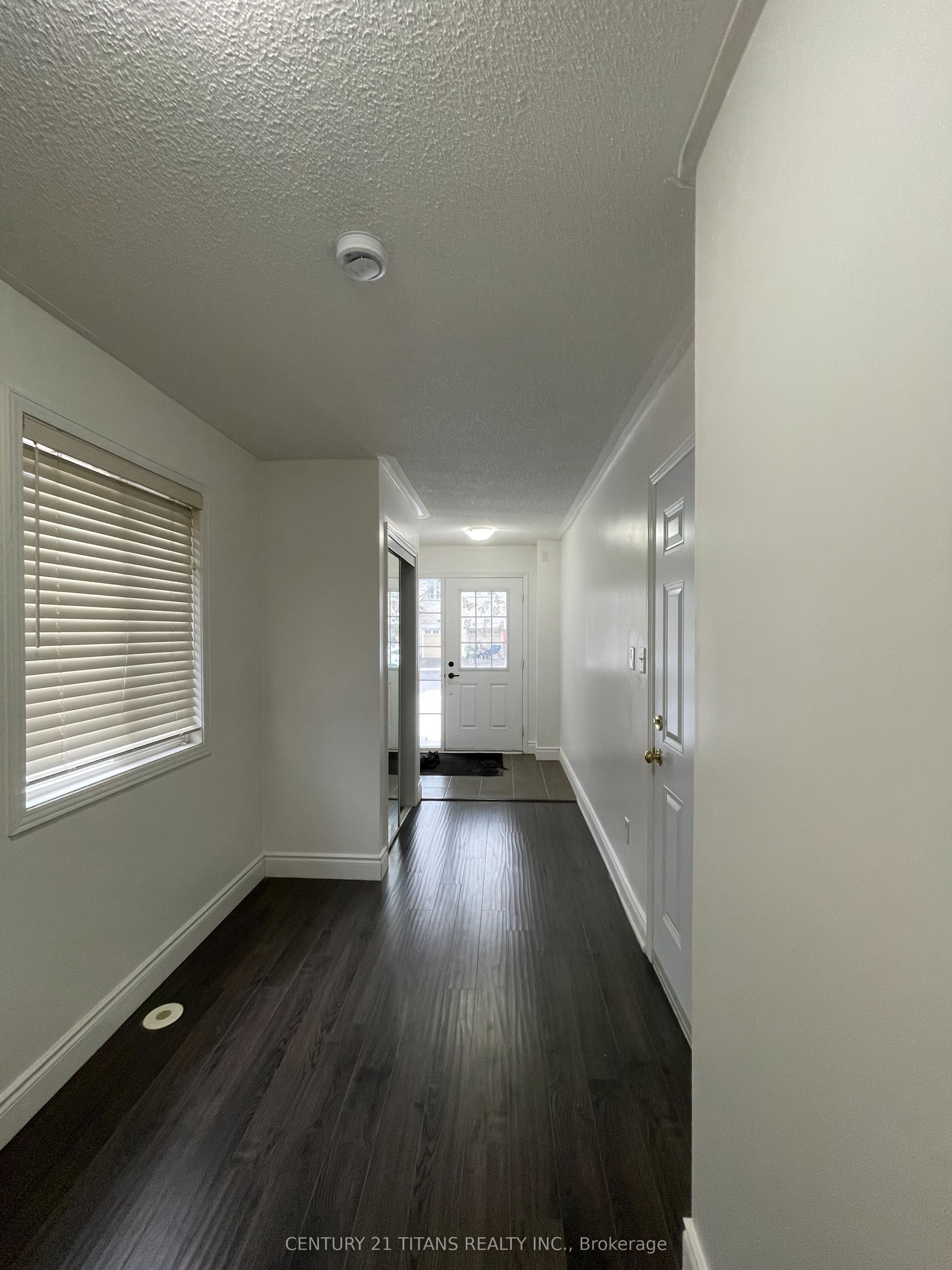 Additional image 2 of Upper-11 Etienne Street, Toronto, ON, M1L 0A2