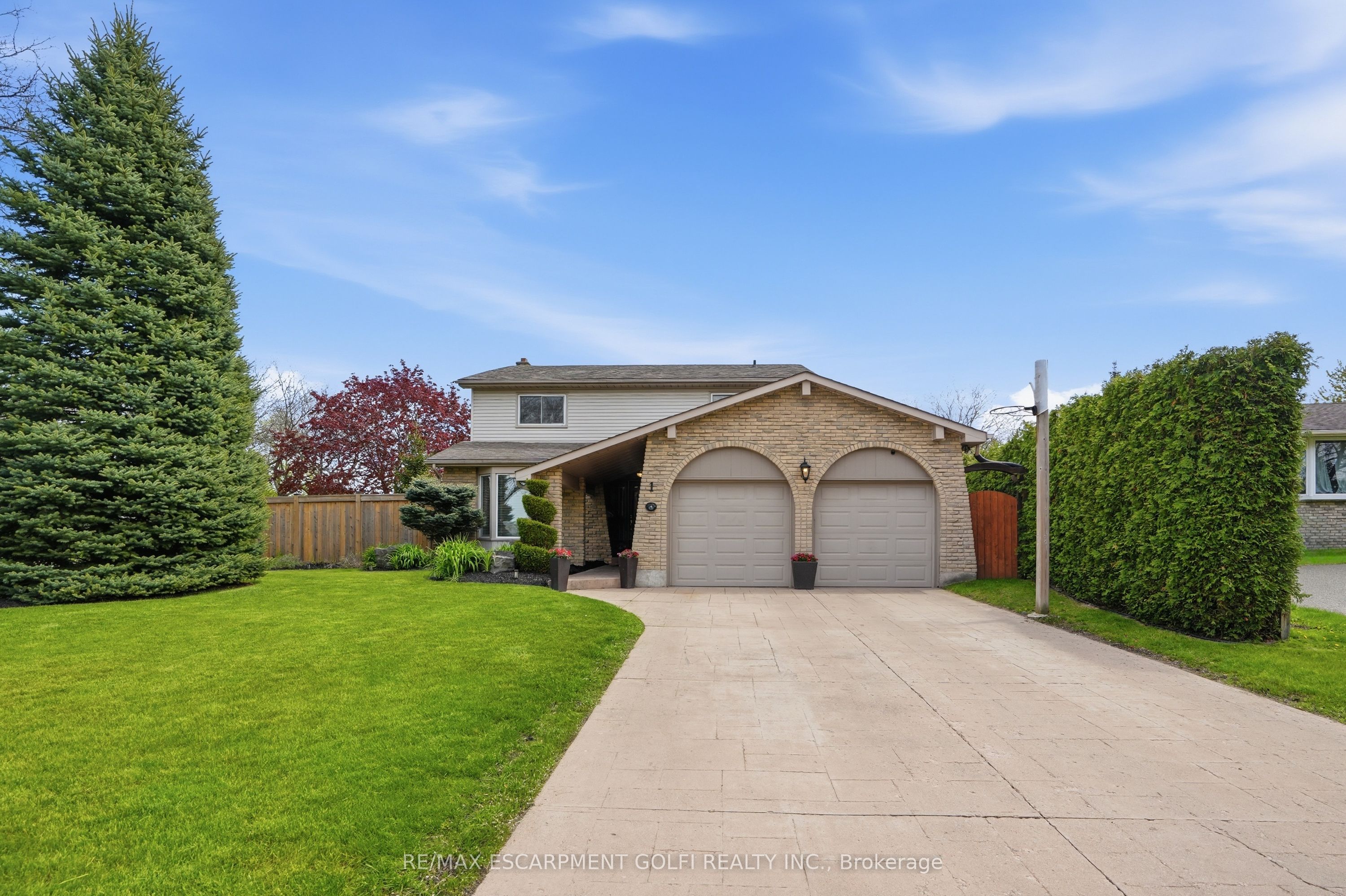 1 Oakmeadow Place, St. Catharines, ON, L2N 5X6 photo 2