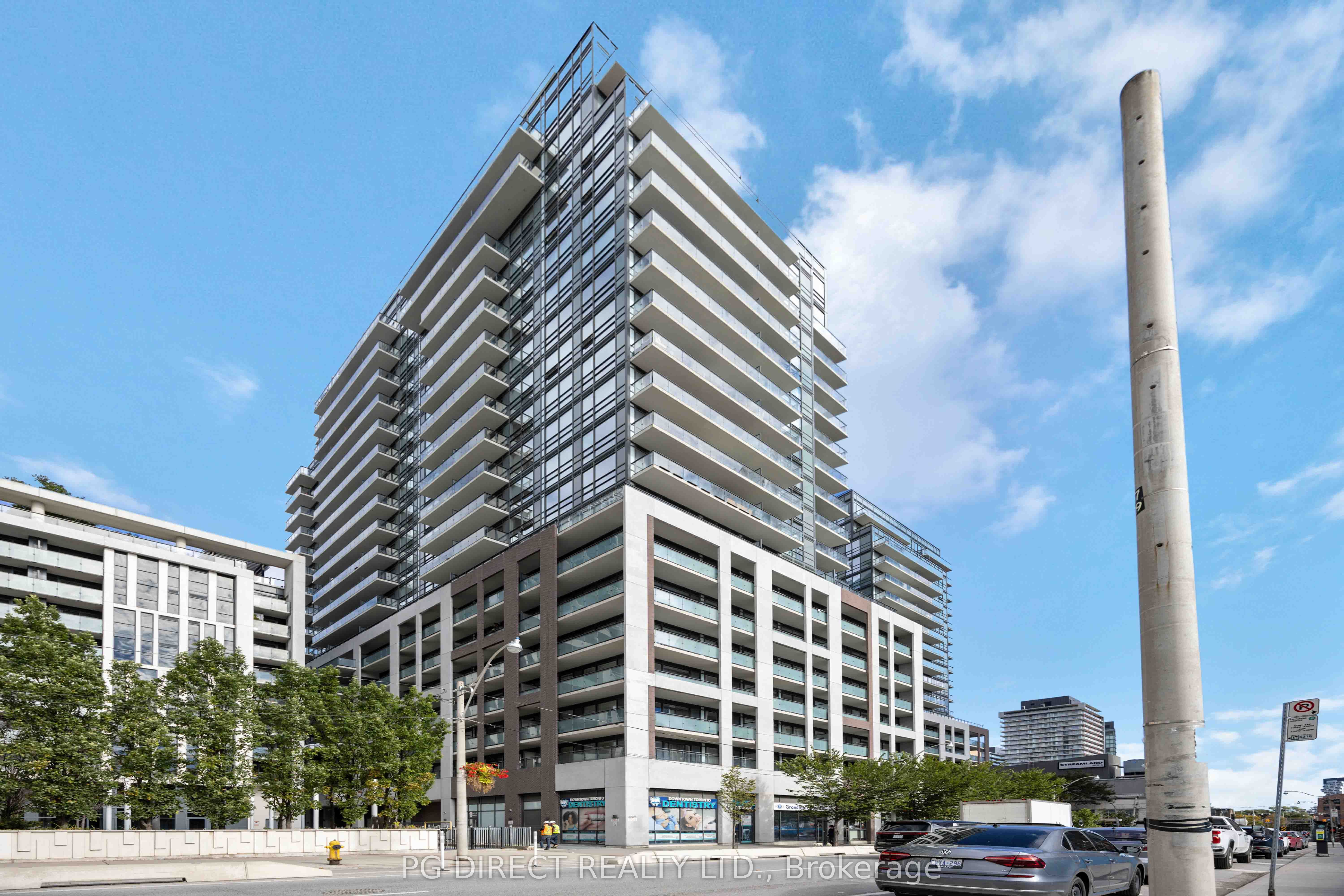 PH108-460 Adelaide Street, Toronto, ON, M5A 0E7