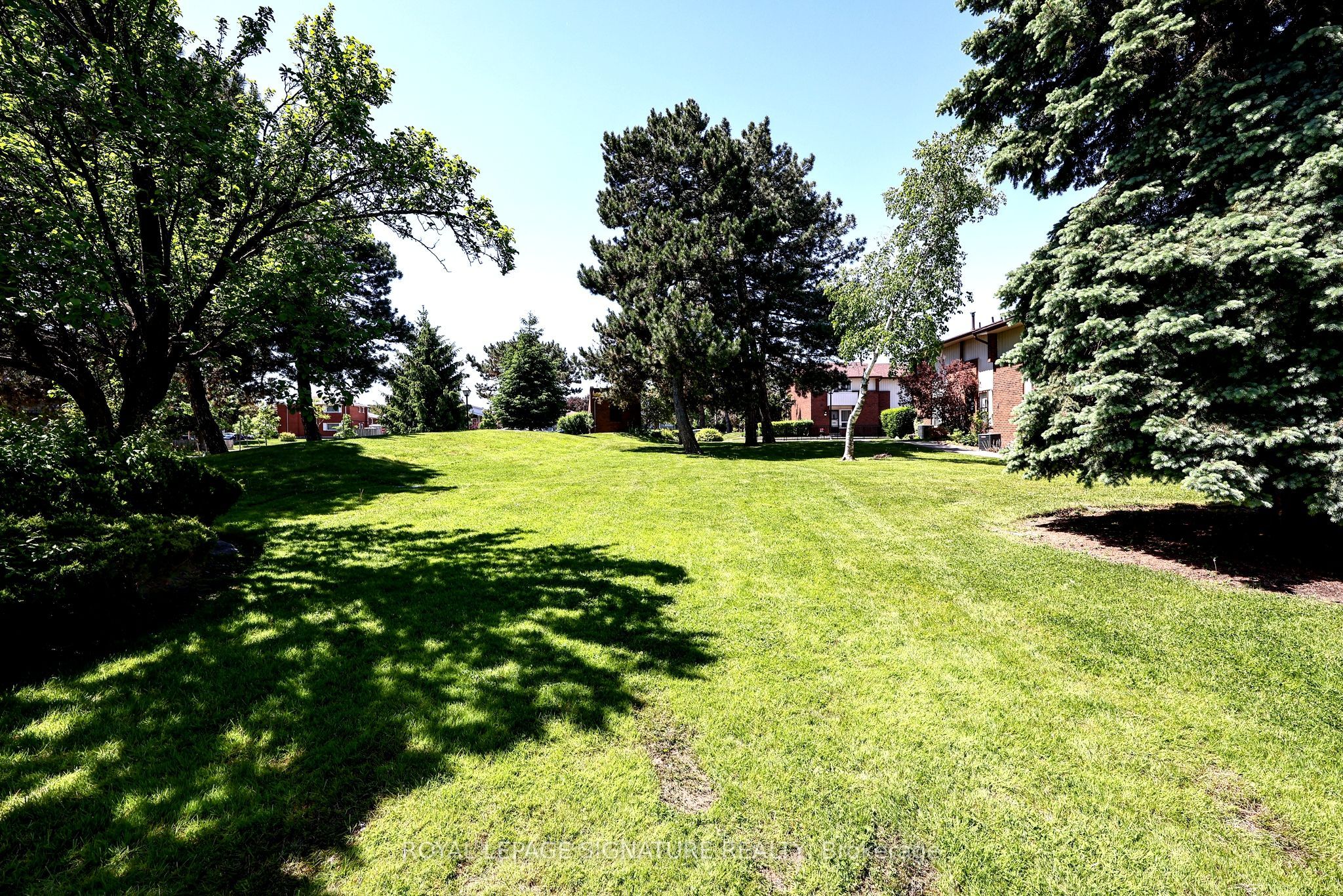 Additional image 2 of 53-3665 Flamewood Drive, Mississauga, ON, L4Y 3P5