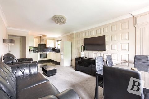 Warwick Close, Hornchurch, Essex RM11