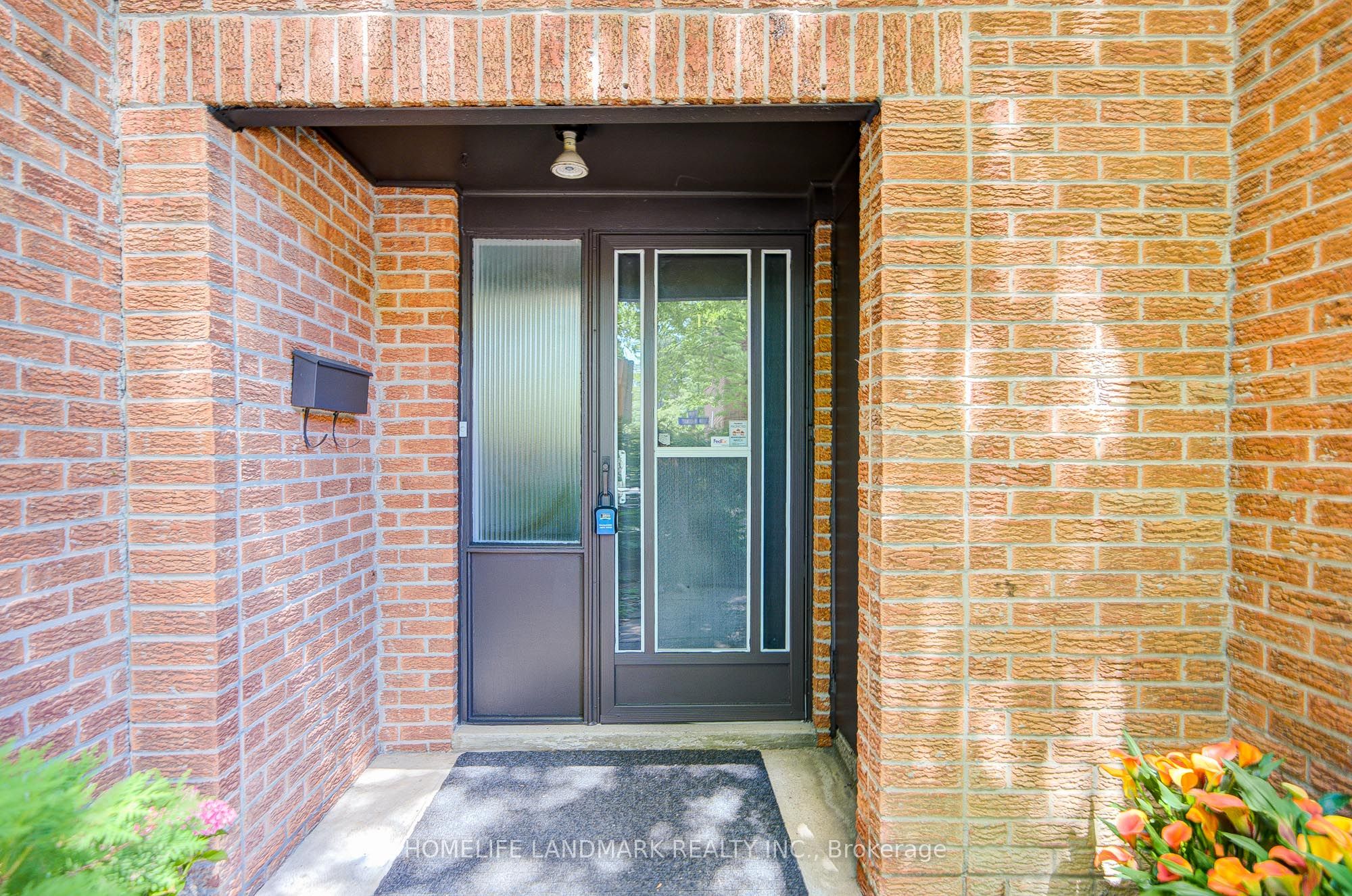14 Low Meadoway N/a, Toronto, ON, M2H 2V7 photo 3
