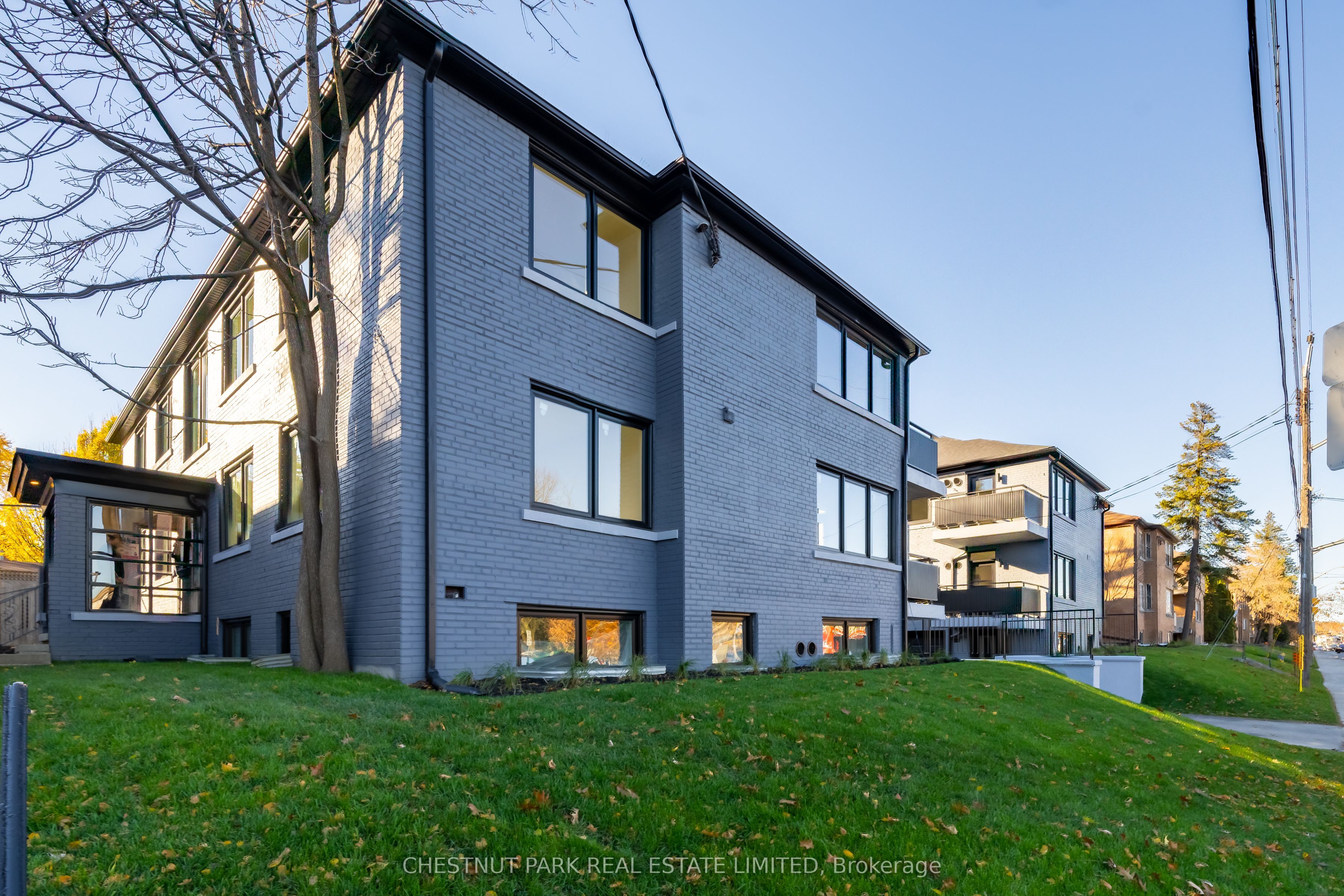 4-1470 Avenue Road, Toronto, ON, M5N 2H7
