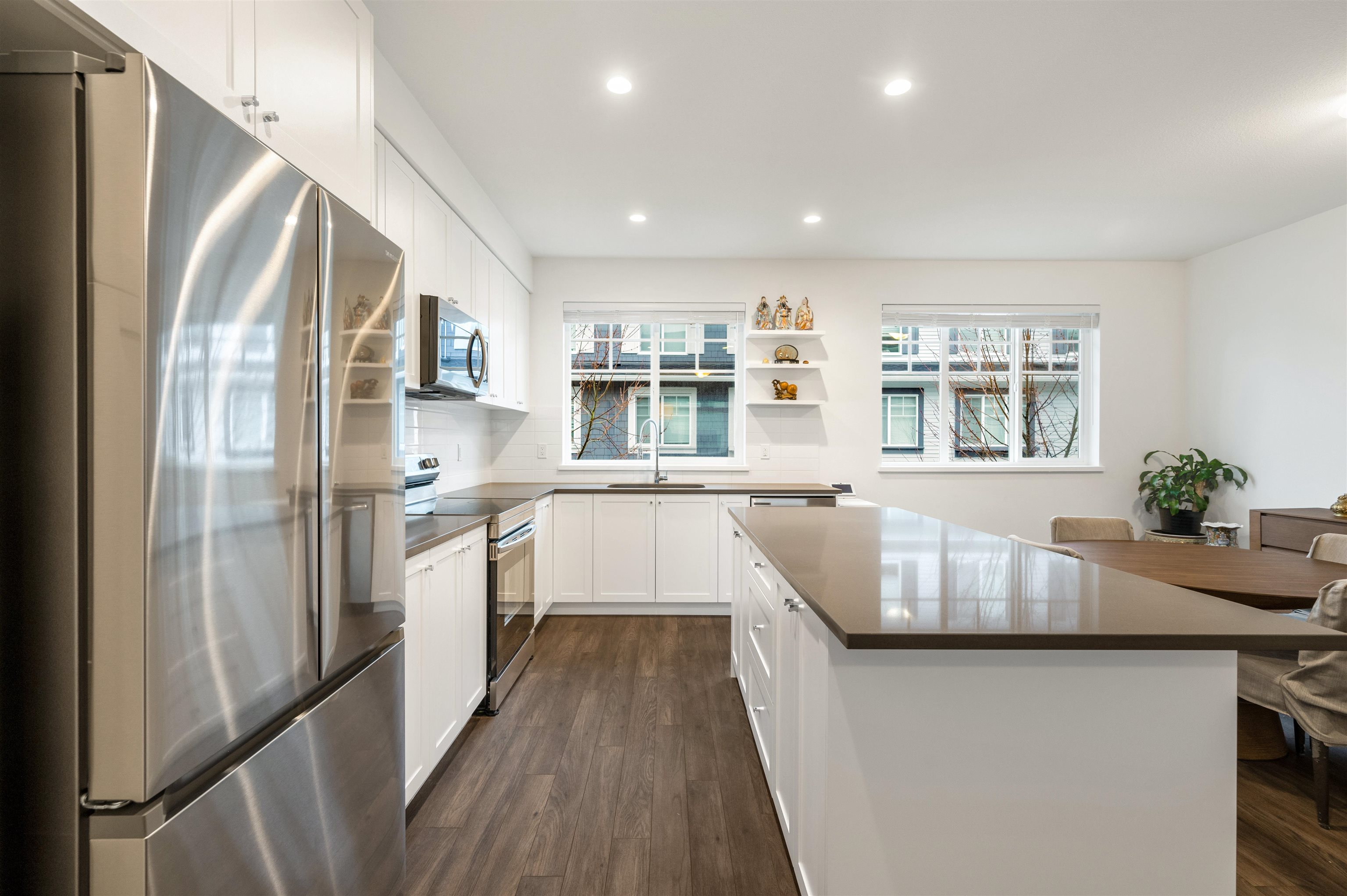 Additional image 4 of 60-15487 99a Avenue, Surrey, BC, V3R 0G9