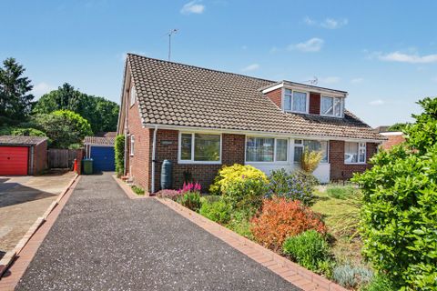 The Grove, Sholing SO19