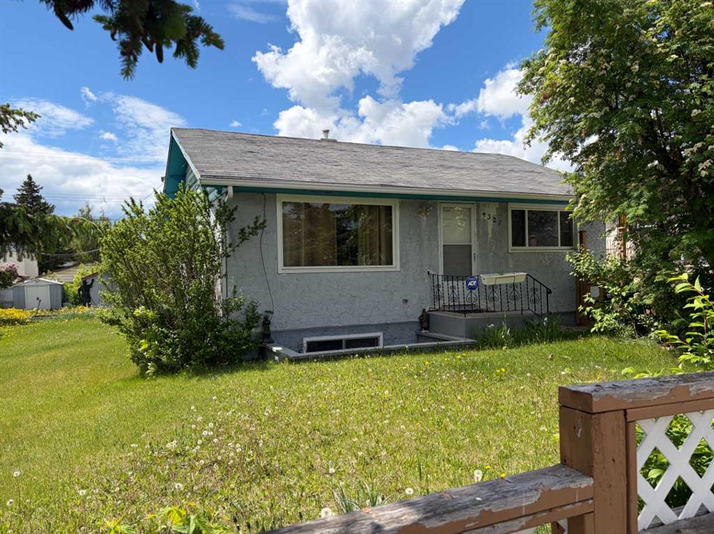4327 70 Street NW, Calgary, AB, T3B2K4