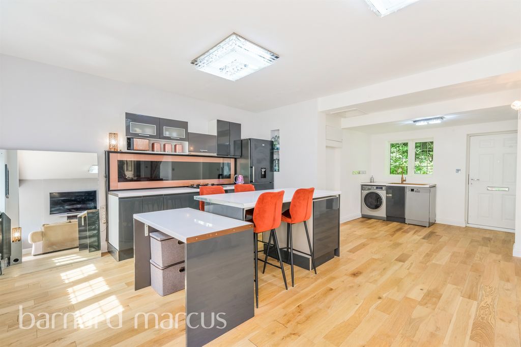 Additional image 10 of 5 bed detached house for saleShepherds Hill, Merstham, Redhill RH1