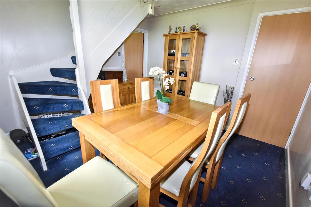 Additional image 11 of 4 bed detached bungalow for salePark Road, Redruth TR15