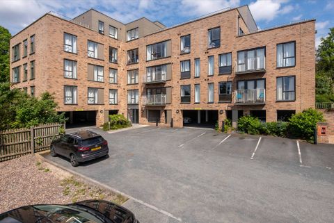 9 Cranmer Street, Nottingham NG3