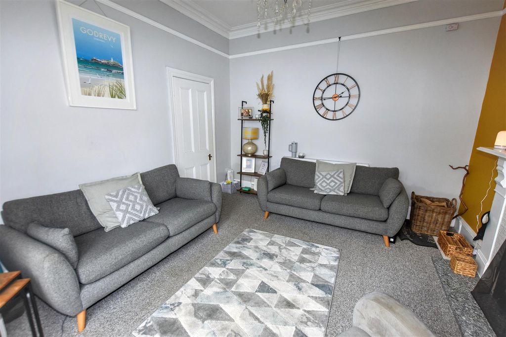 Additional image 3 of 4 bed semi-detached house for salePark Road, Redruth TR15