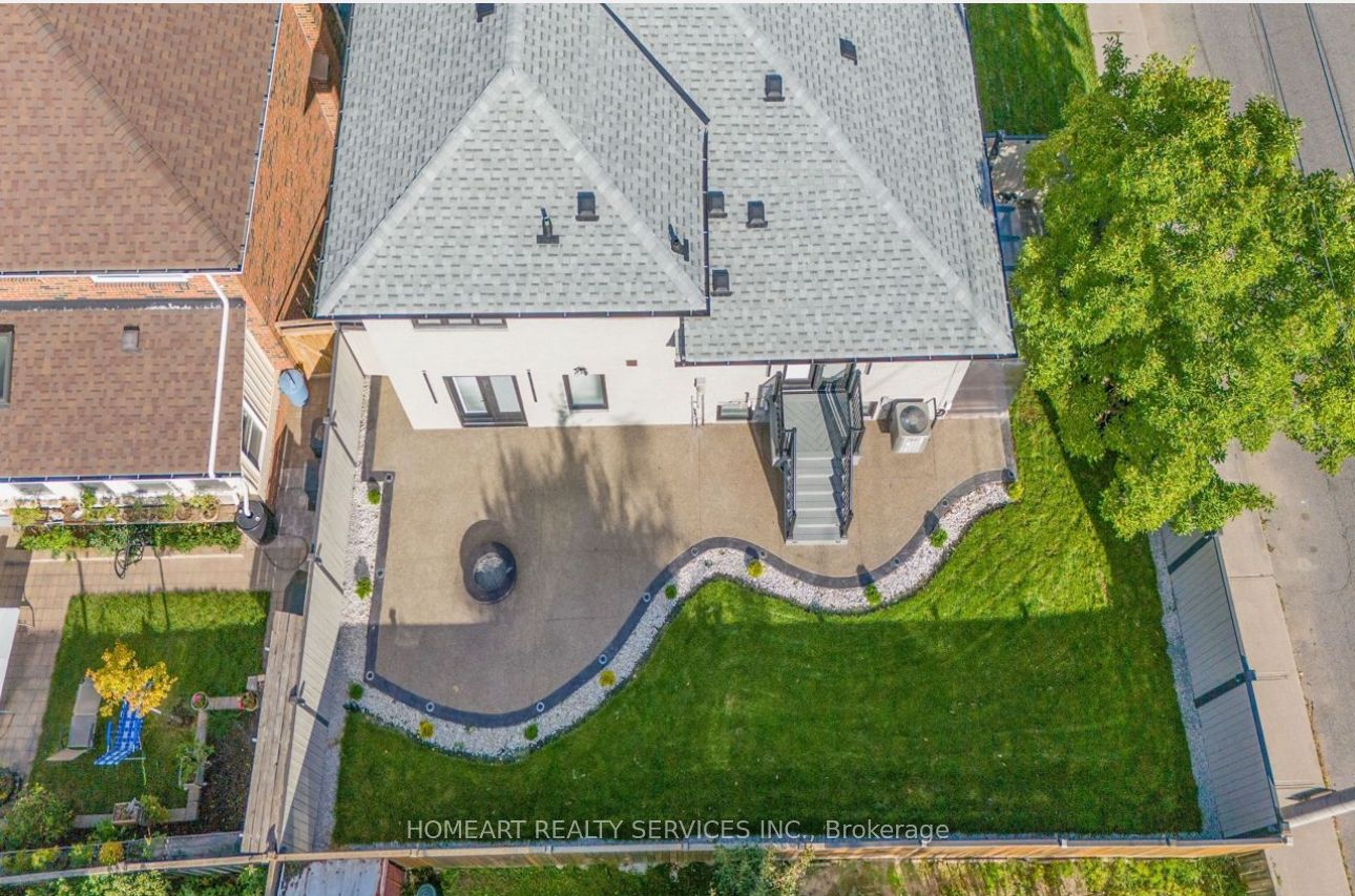 Additional image 4 of 35 Munford Crescent, Toronto, ON, M4B 1B9