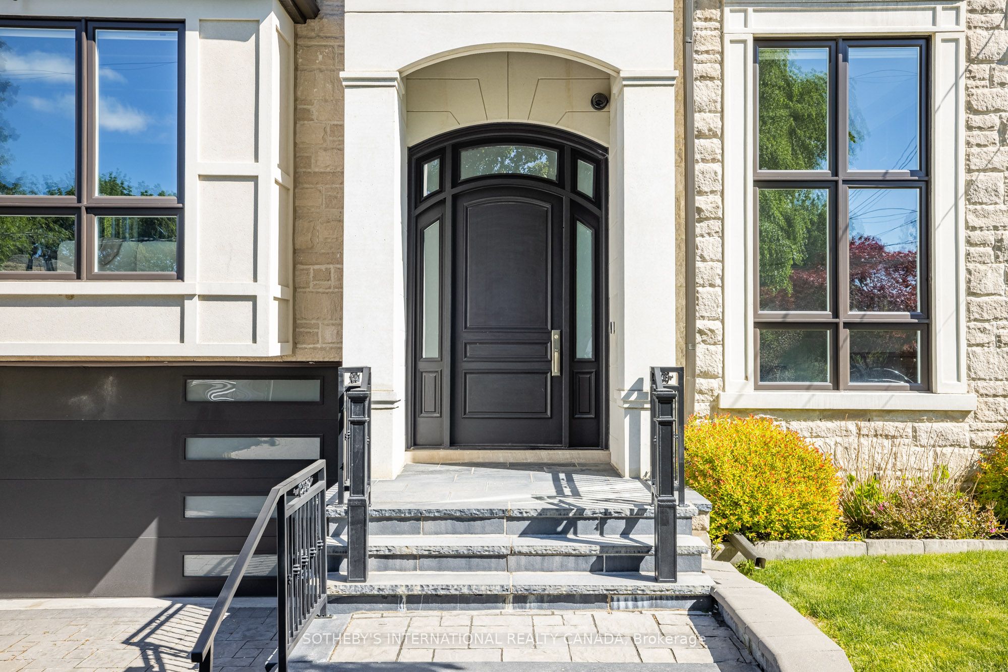 Additional image 2 of 242 Betty Ann Drive, Toronto, ON, M2R 1A7