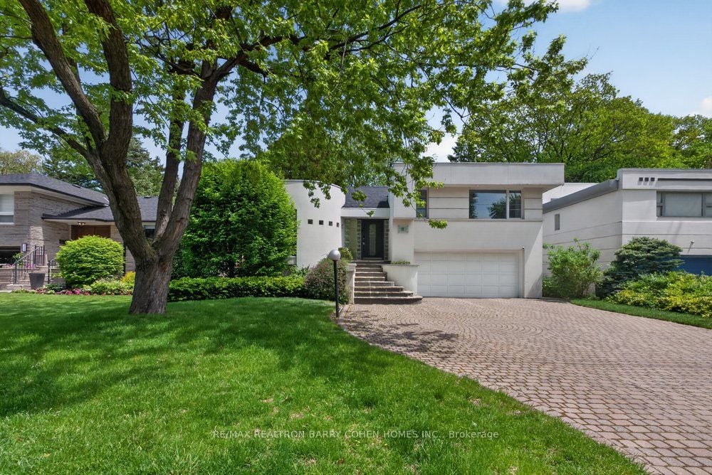 11 Saguenay Avenue, Toronto, ON, M5N 2Y5