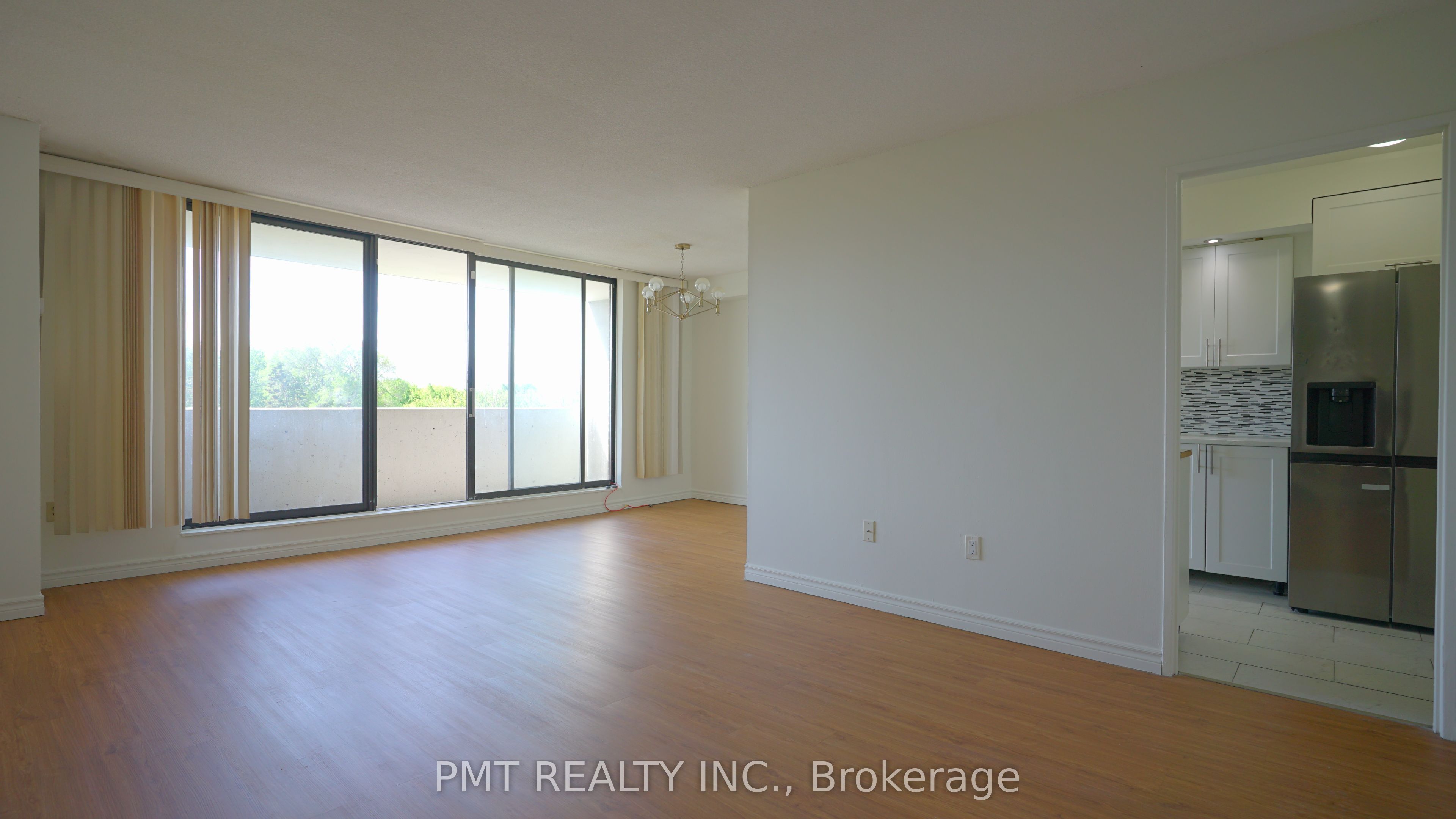 407-301 Prudential Drive, Toronto, ON, M1P 4V3 photo 5