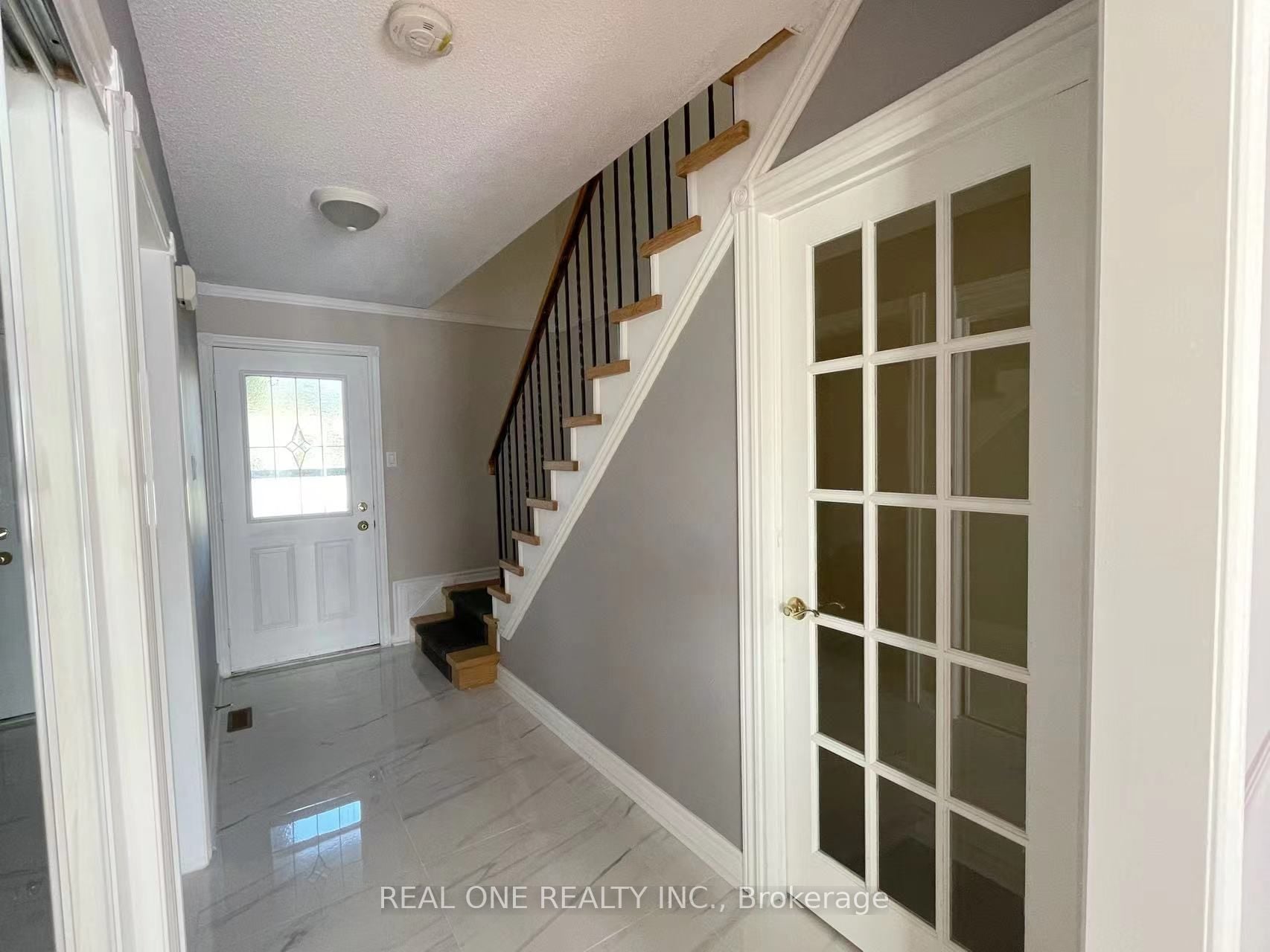 Additional image 2 of 6972 Cordingley Crescent, Mississauga, ON, L5N 4Z3