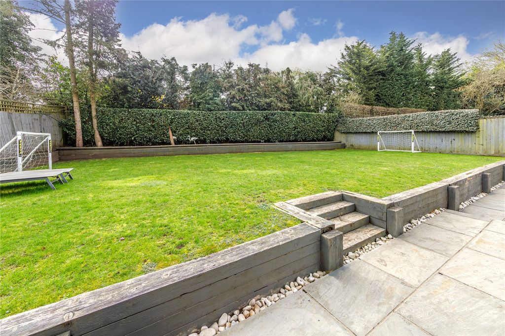 Additional image 35 of 6 bed detached house for saleViburnum Gate, Radlett, Hertfordshire WD7