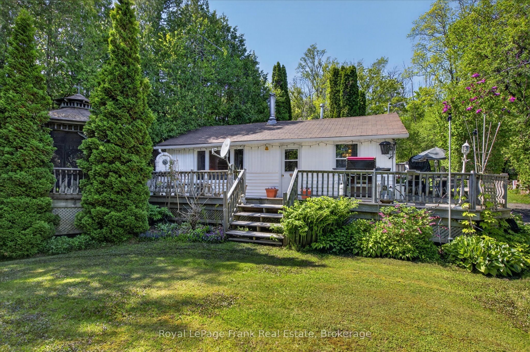 688 North Shore Drive E, Otonabee-south Monaghan, ON, K0L 1B0
