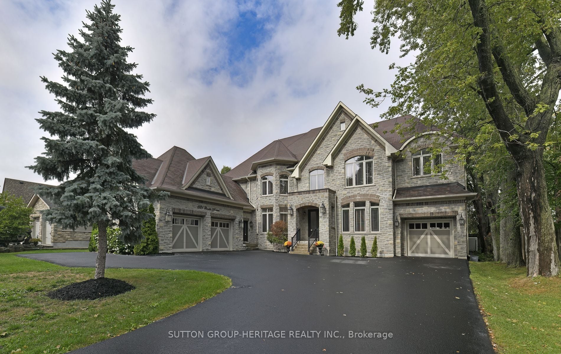 1921 Bonita Avenue, Pickering, ON, L1V 3N1