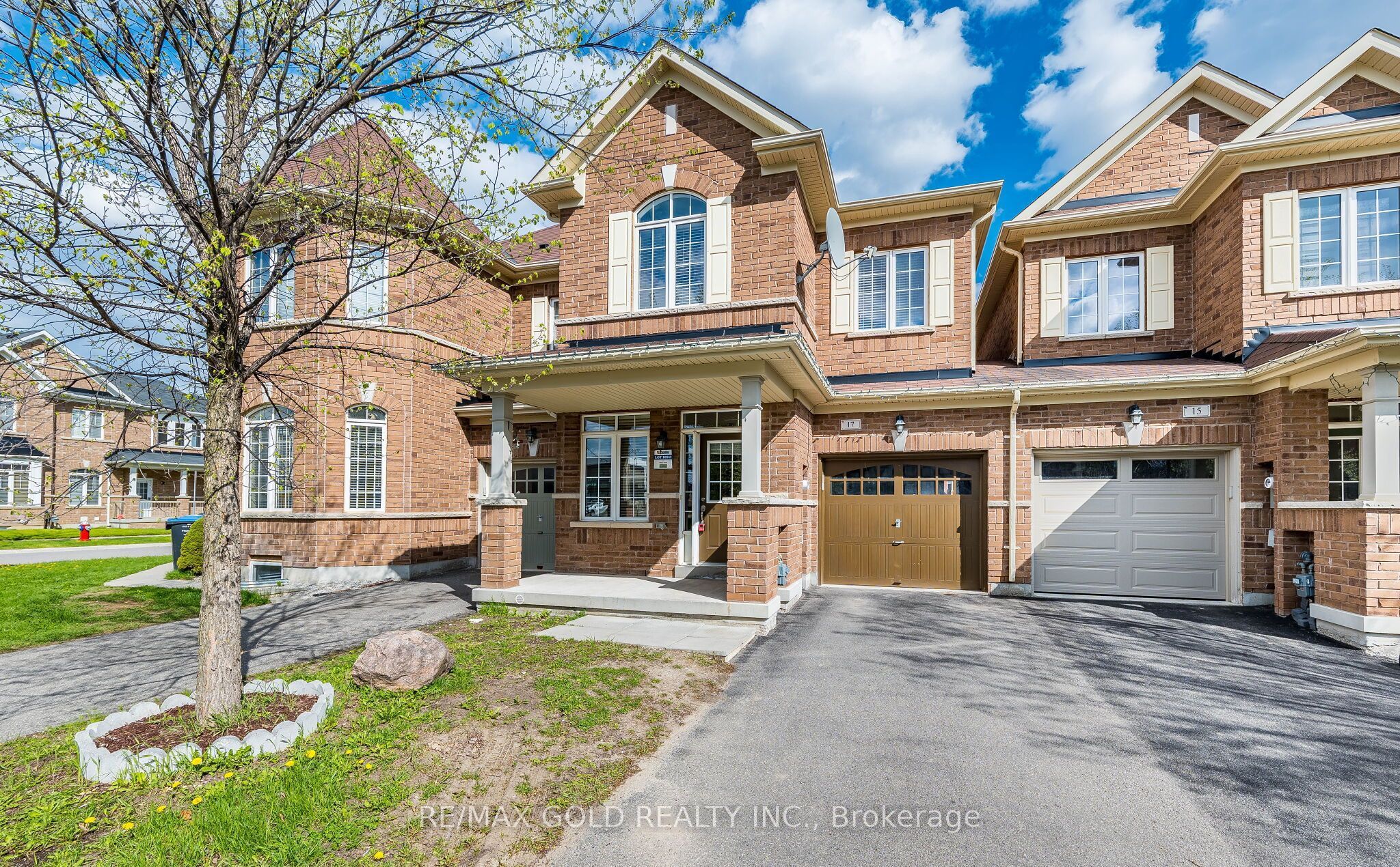 17 Primo Road, Brampton, ON, L7A 0Z9 photo 2