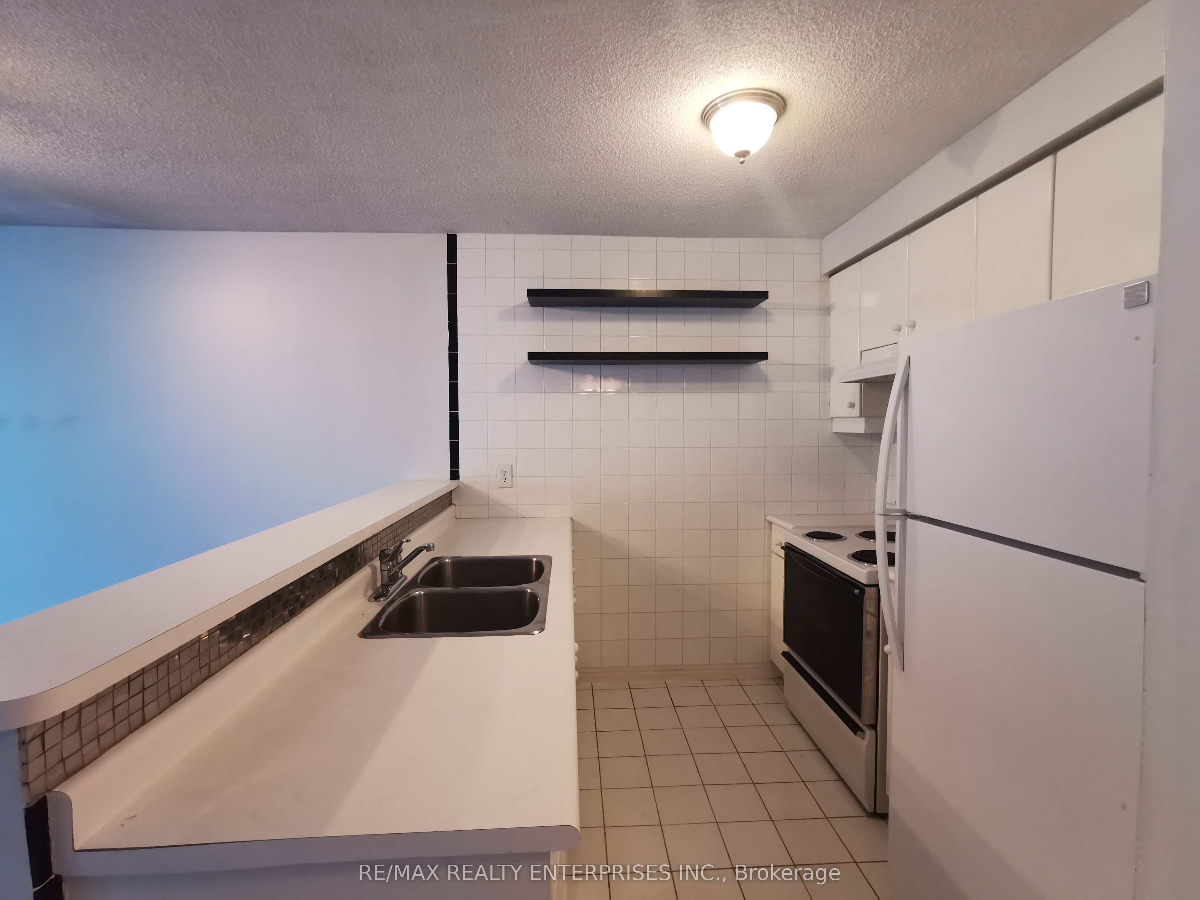 Additional image 3 of 309-10 Queens Quay, Toronto, ON, M5J 2R9