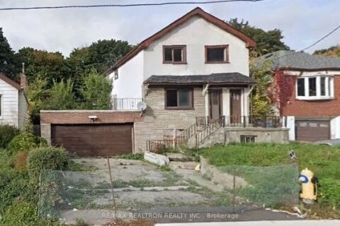594 Ridelle Avenue, Toronto, ON, M6B 1K9 photo 2